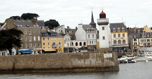 Entré du port du Palais